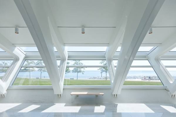 Photograph Eric Prine Milwaukee Museum Of Art on One Eyeland